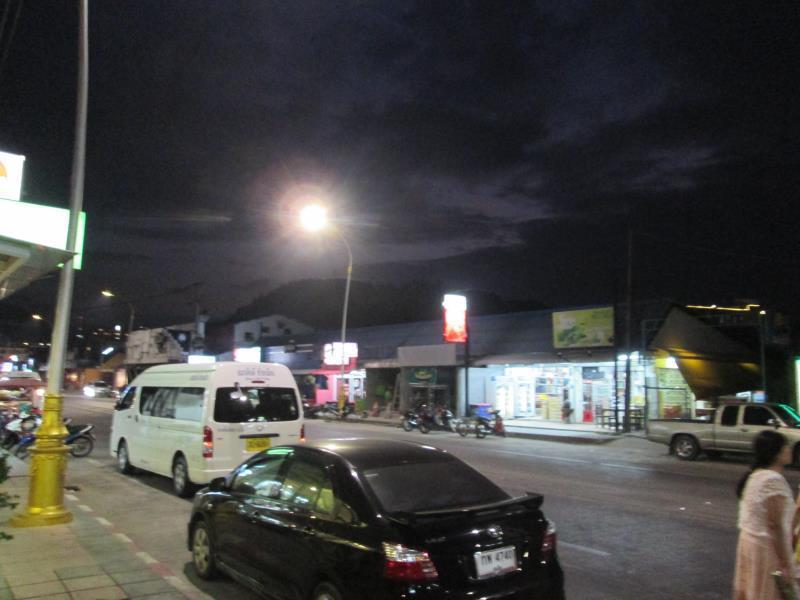 The Son Patong Beach Ngoại thất bức ảnh